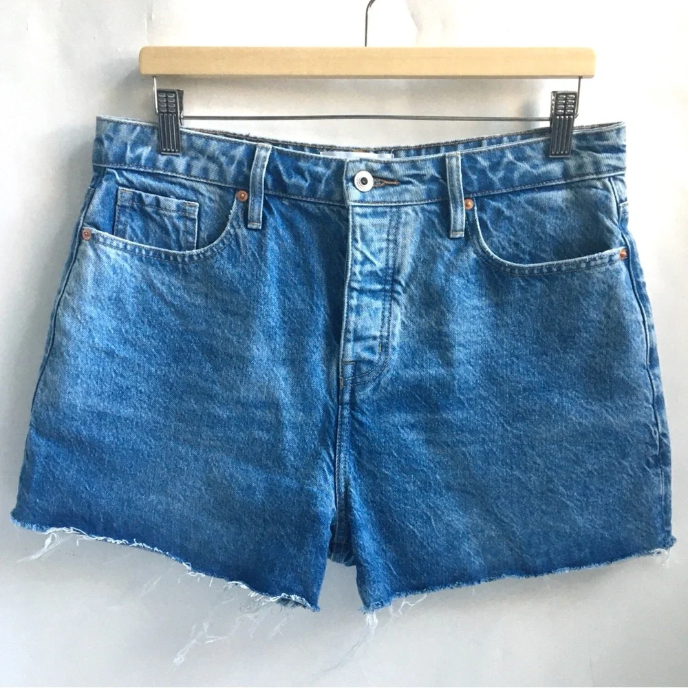 OUTLAND DENIM Annie High Rise Relaxed Former Blue Denim Jean Short Size 31